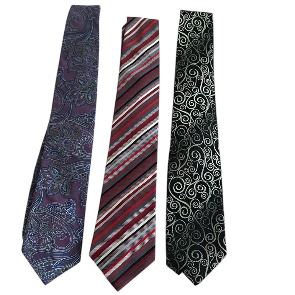 Set Of 3 Elegant Men's Tie - Purple, Red, and Black 100% Silk